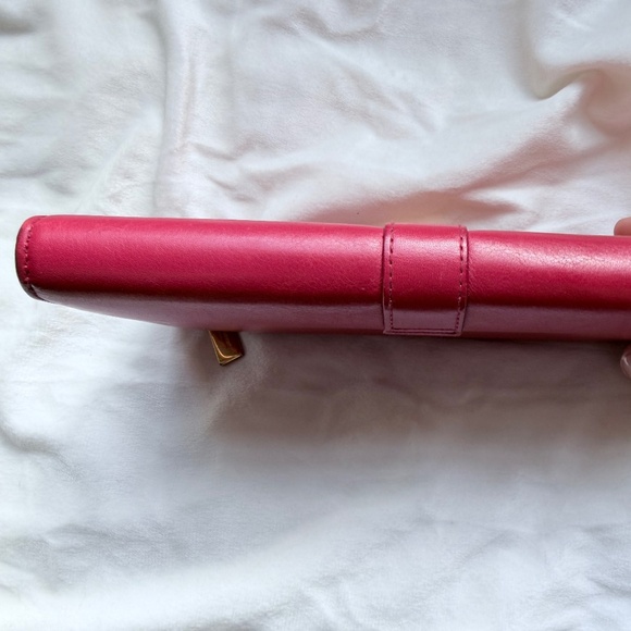 Yves Saint Laurent YSL Y-Line Red Leather Zip Wallet Gold Y Logo - Picture 6 of 16